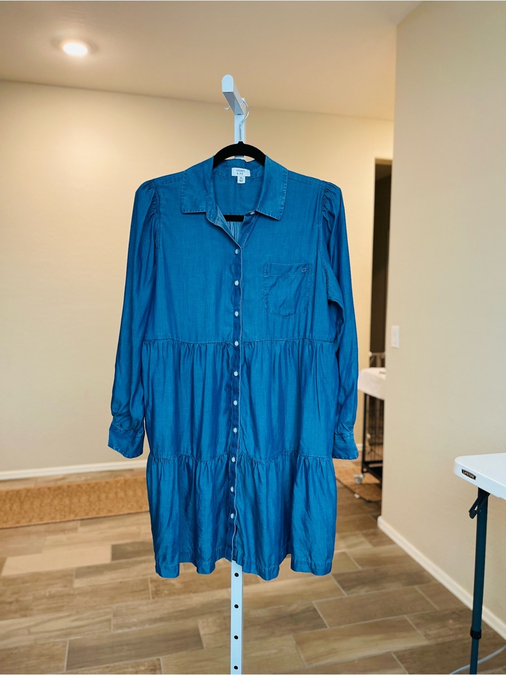 Crown & Ivy Chambray Blue Tiered Denim Midi Dress Size Petite Large Long Sleeve